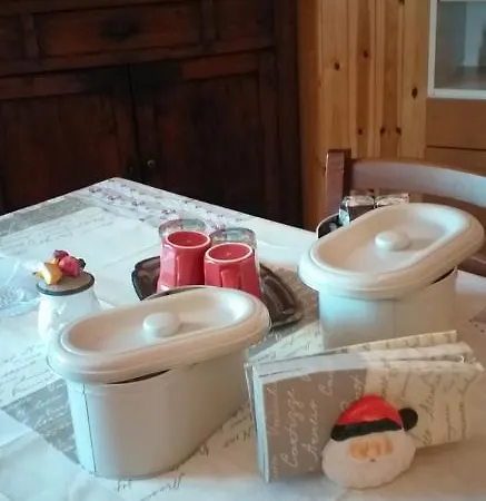 La Casetta Della Nonna 別荘