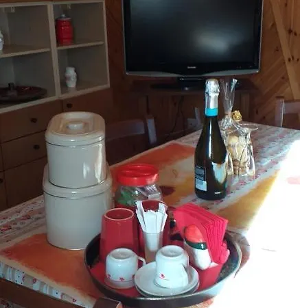 La Casetta Della Nonna 別荘