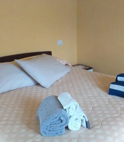 La Casetta Della Nonna Tatil Evi